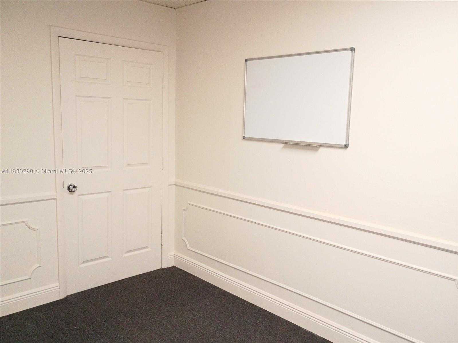 Small Image of 2720 FOREST HILL BLVD #202, Palm Springs Number 40