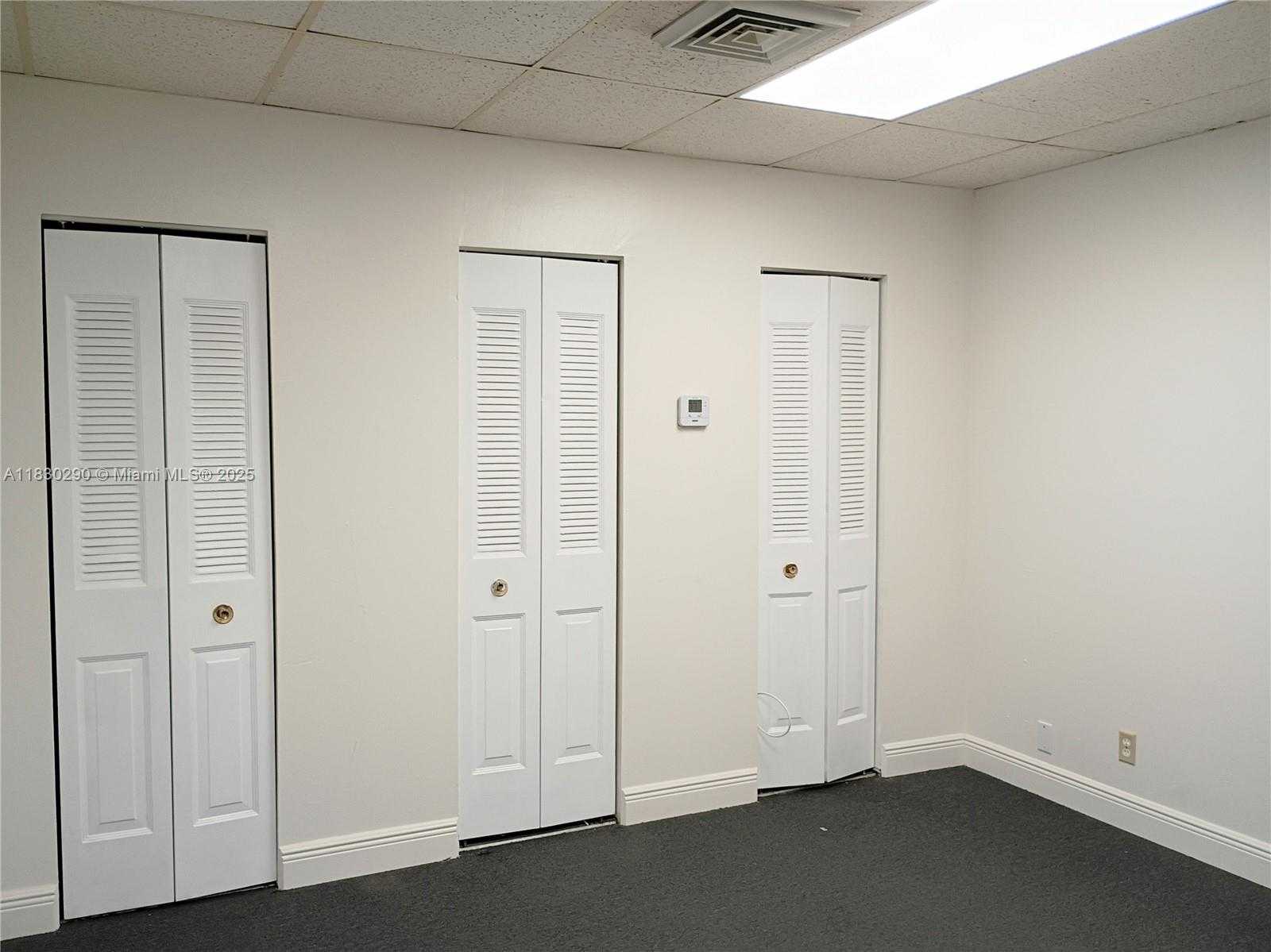 Small Image of 2720 FOREST HILL BLVD #202, Palm Springs Number 49