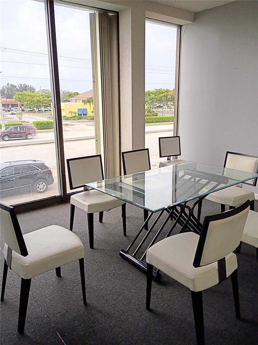 Small Image of 2720 FOREST HILL BLVD #201, Palm Springs Number 34