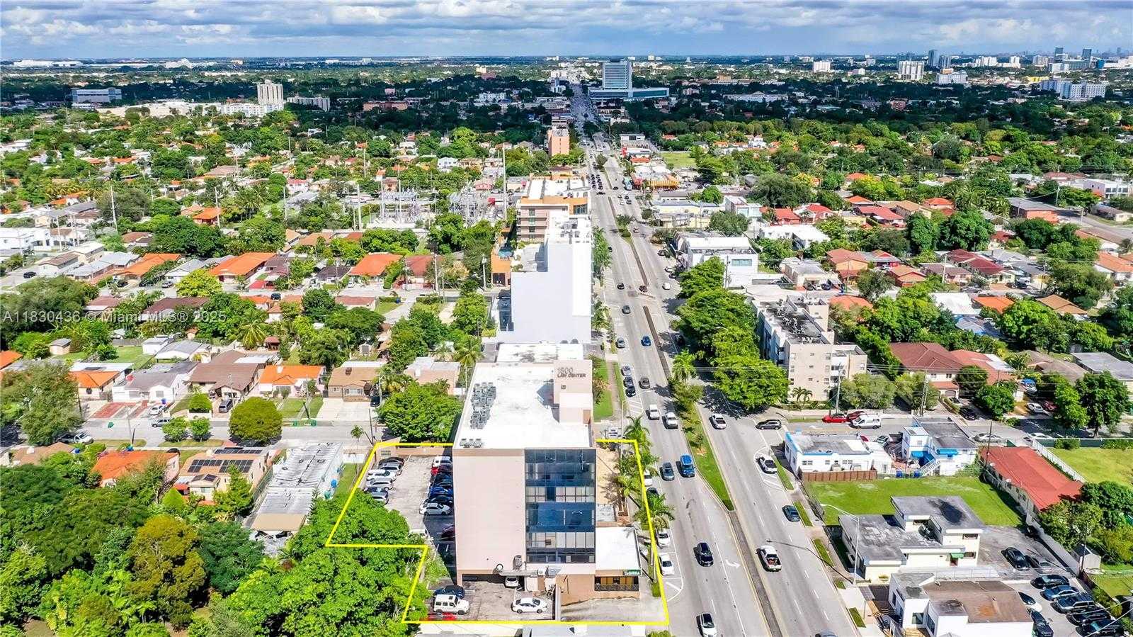 Small Image of 1800 SOUTH WEST 27TH AVE, Miami Number 6
