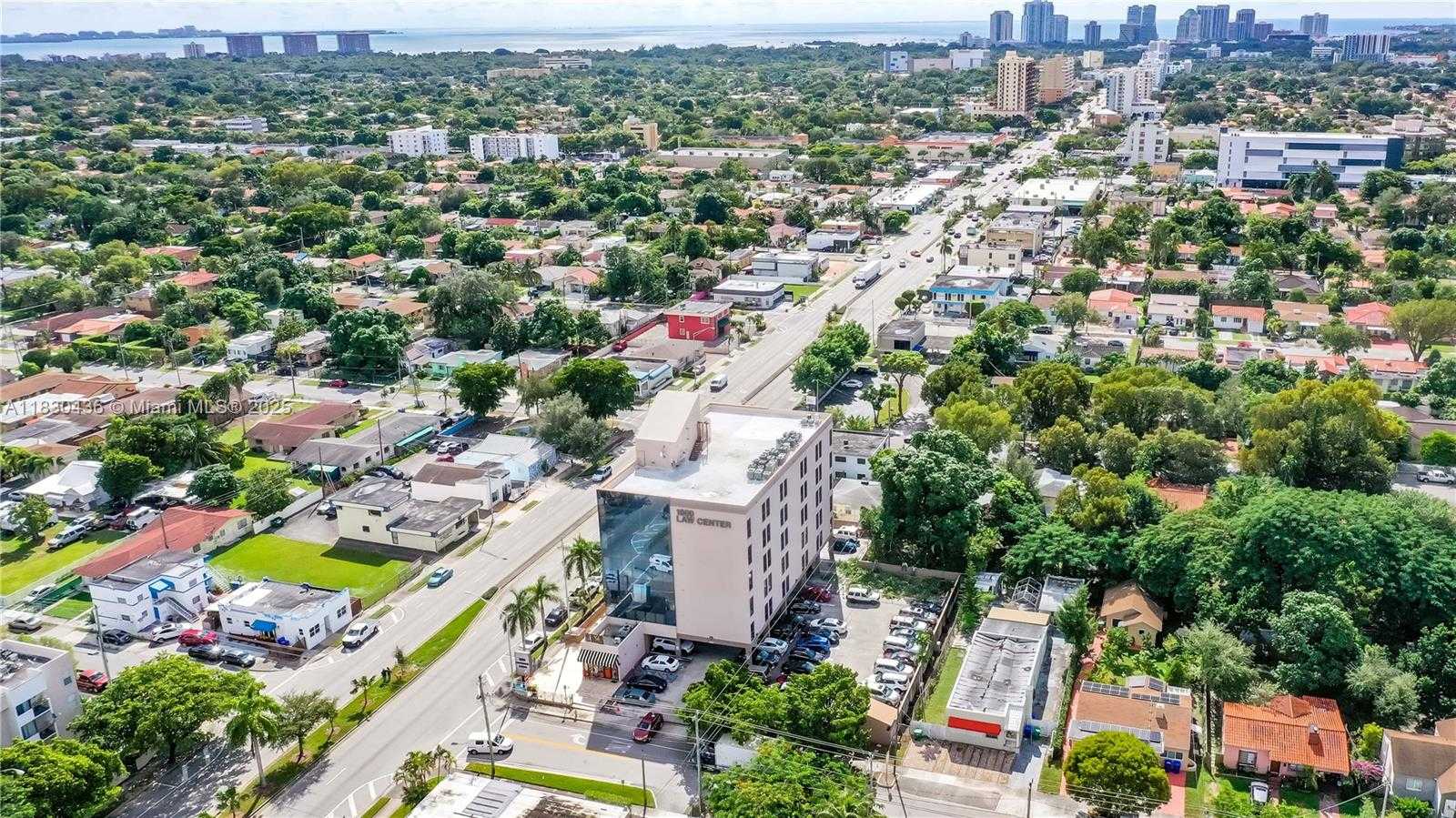 Small Image of 1800 SOUTH WEST 27TH AVE, Miami Number 9