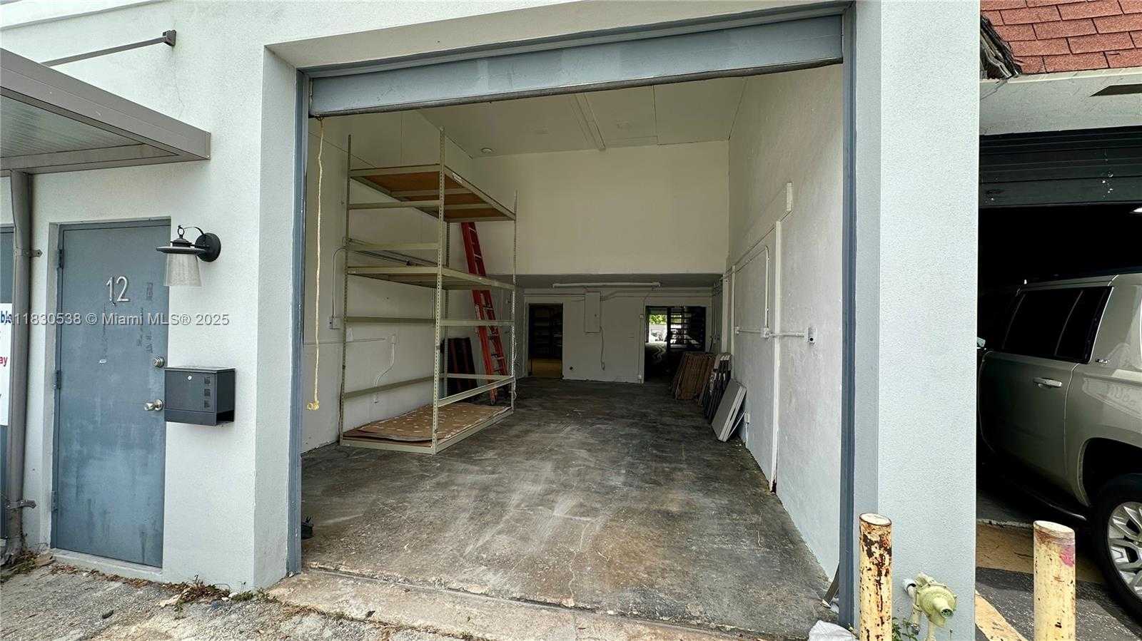 Small Image of 500 NORTH EAST 25TH ST ##12, Pompano Beach Number 4