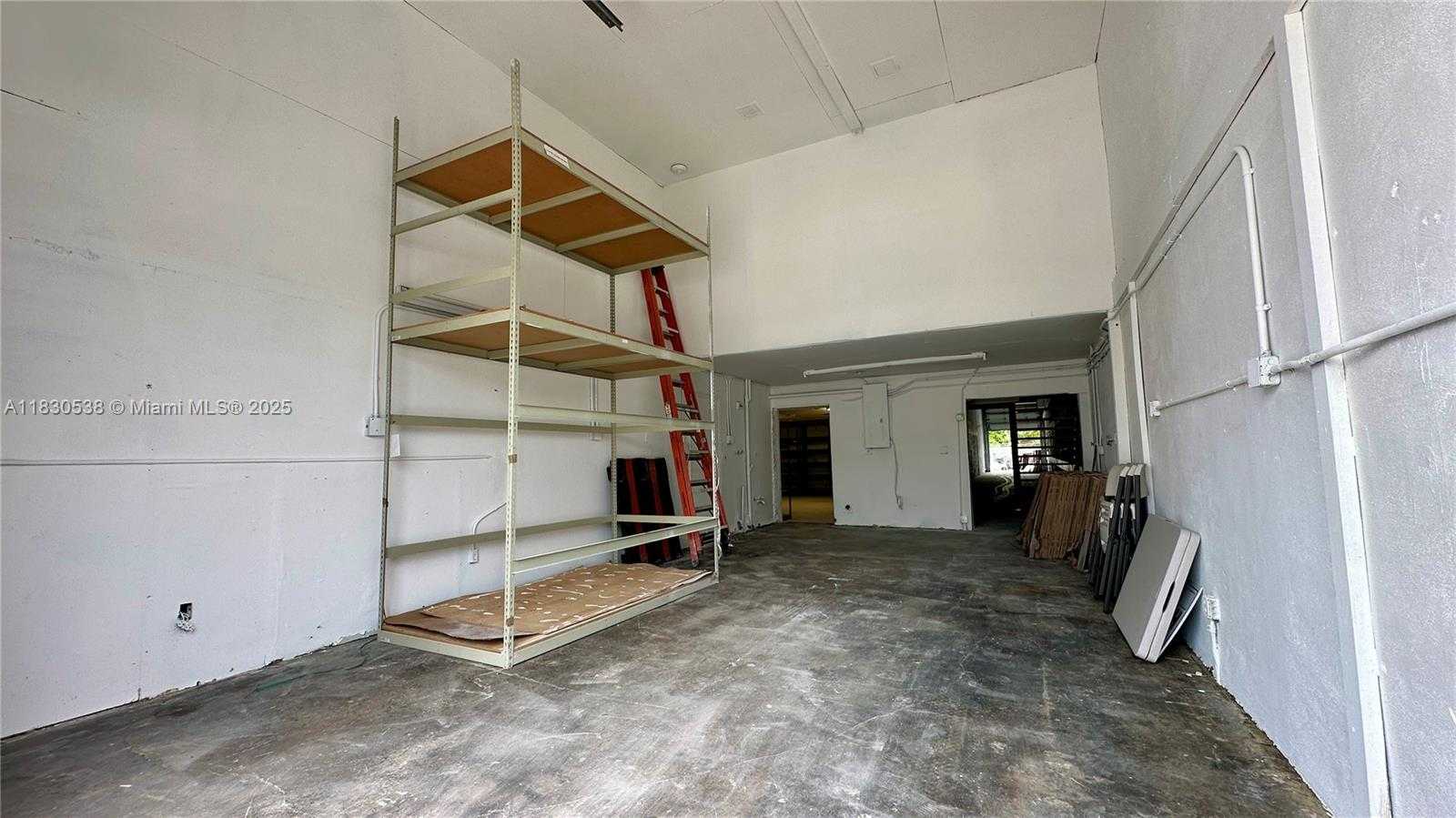 Small Image of 500 NORTH EAST 25TH ST ##12, Pompano Beach Number 6