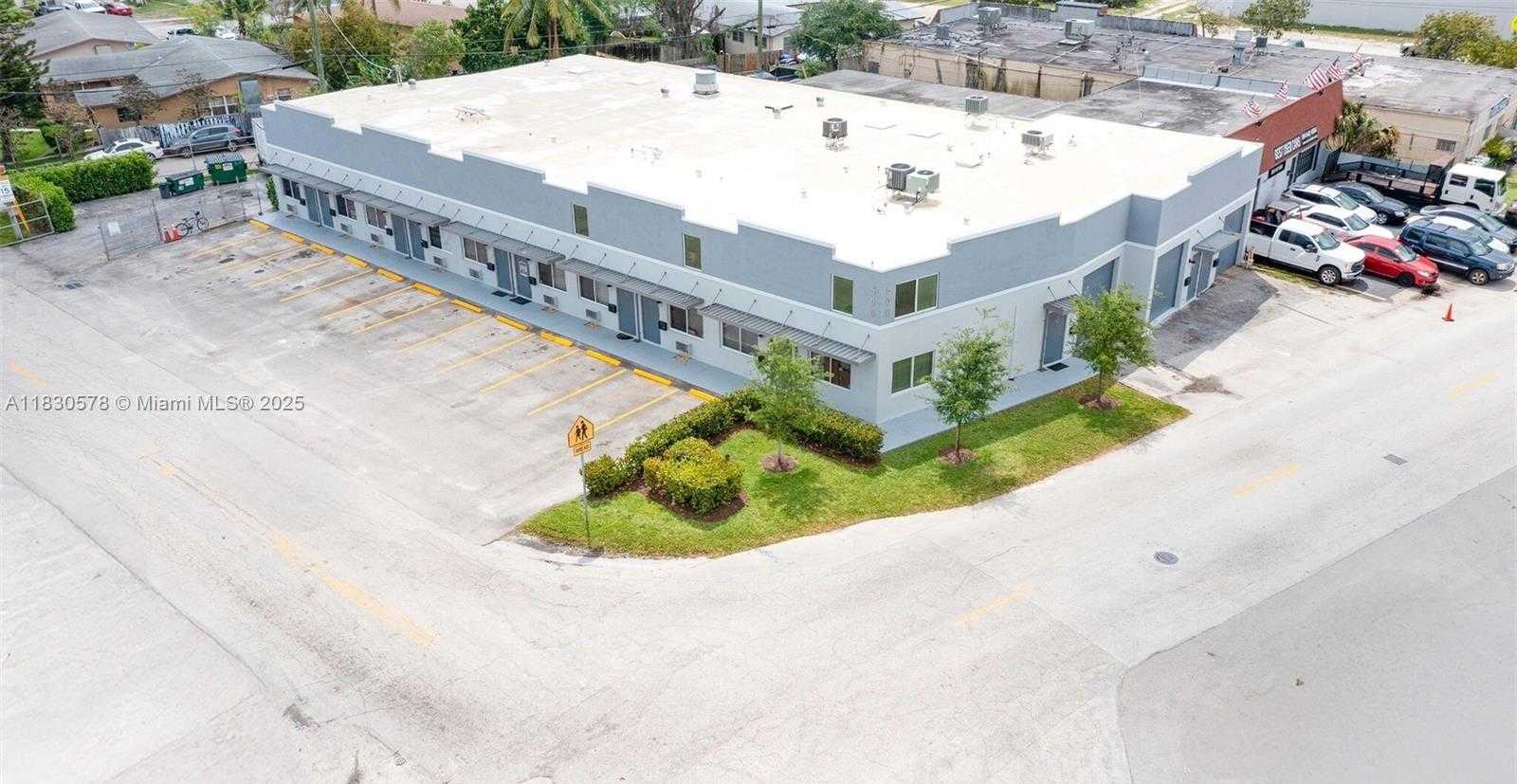 Small Image of 500 NORTH EAST 25TH ST ##5, Pompano Beach Number 21