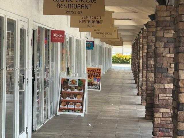 Small Image of 20701 NORTH WEST 2ND AVE, Miami Gardens Number 14