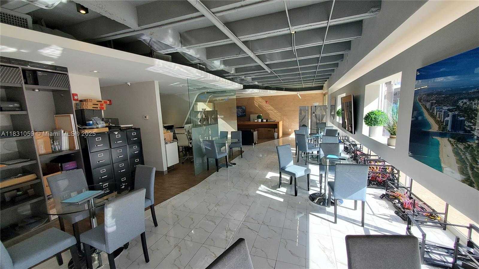 Small Image of 1133 KANE CONCOURSE, Bay Harbor Islands Number 2