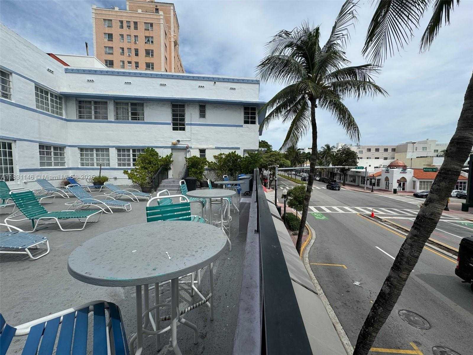 Small Image of 760 EAST WASHINGTON AVE #CU-2, Miami Beach Number 22