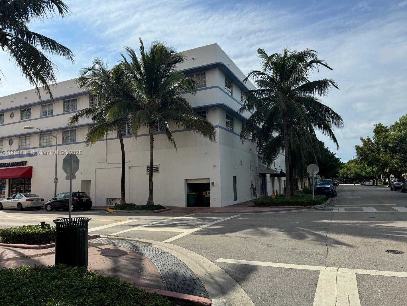 Small Image of 760 EAST WASHINGTON AVE #CU-2, Miami Beach Number 23