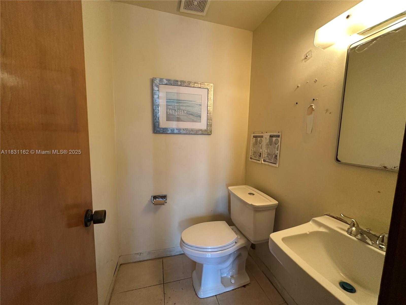 Small Image of 4121 NORTH WEST 5TH ST #206, Plantation Number 14