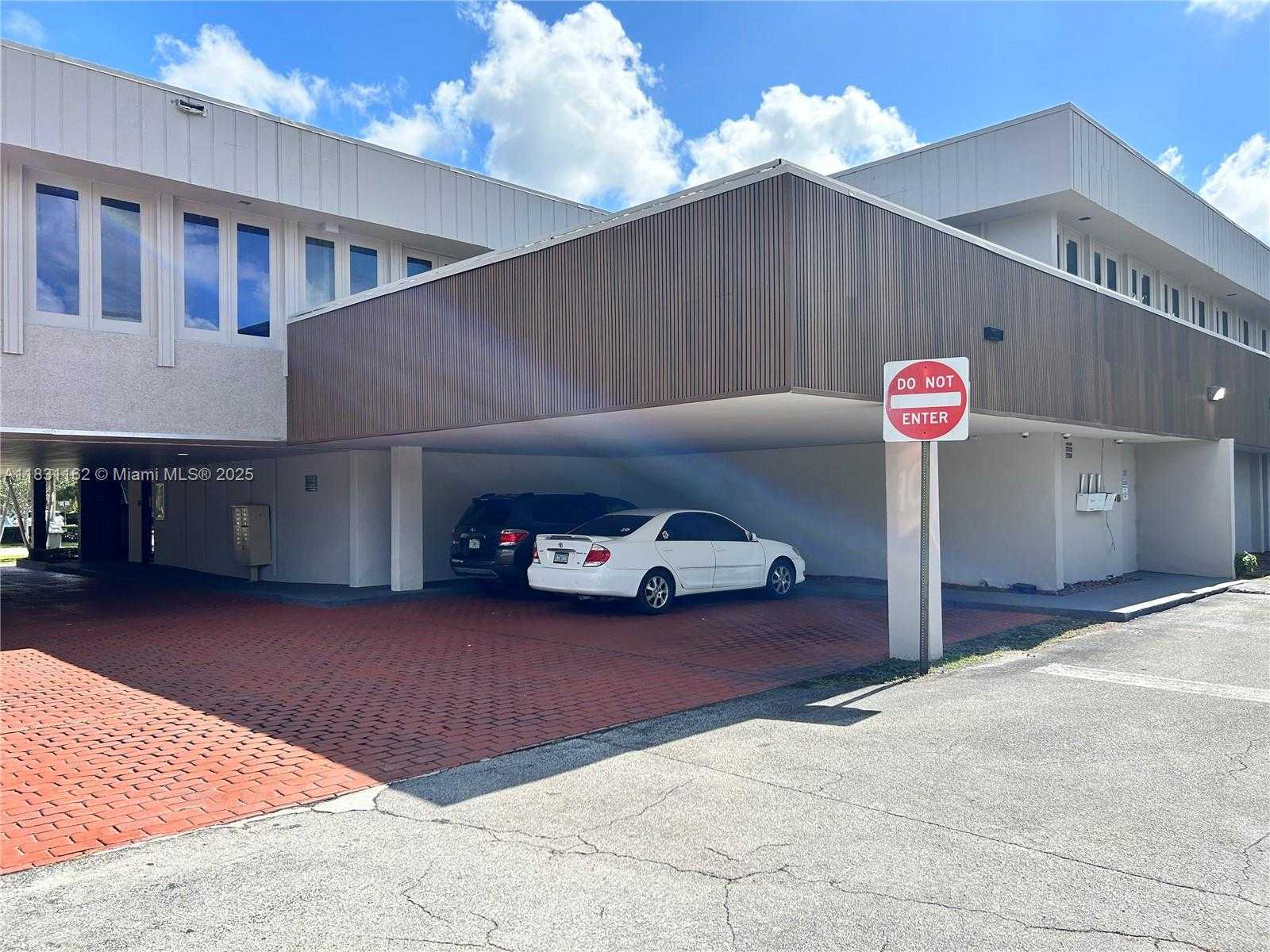 Small Image of 4121 NORTH WEST 5TH ST #206, Plantation Number 3