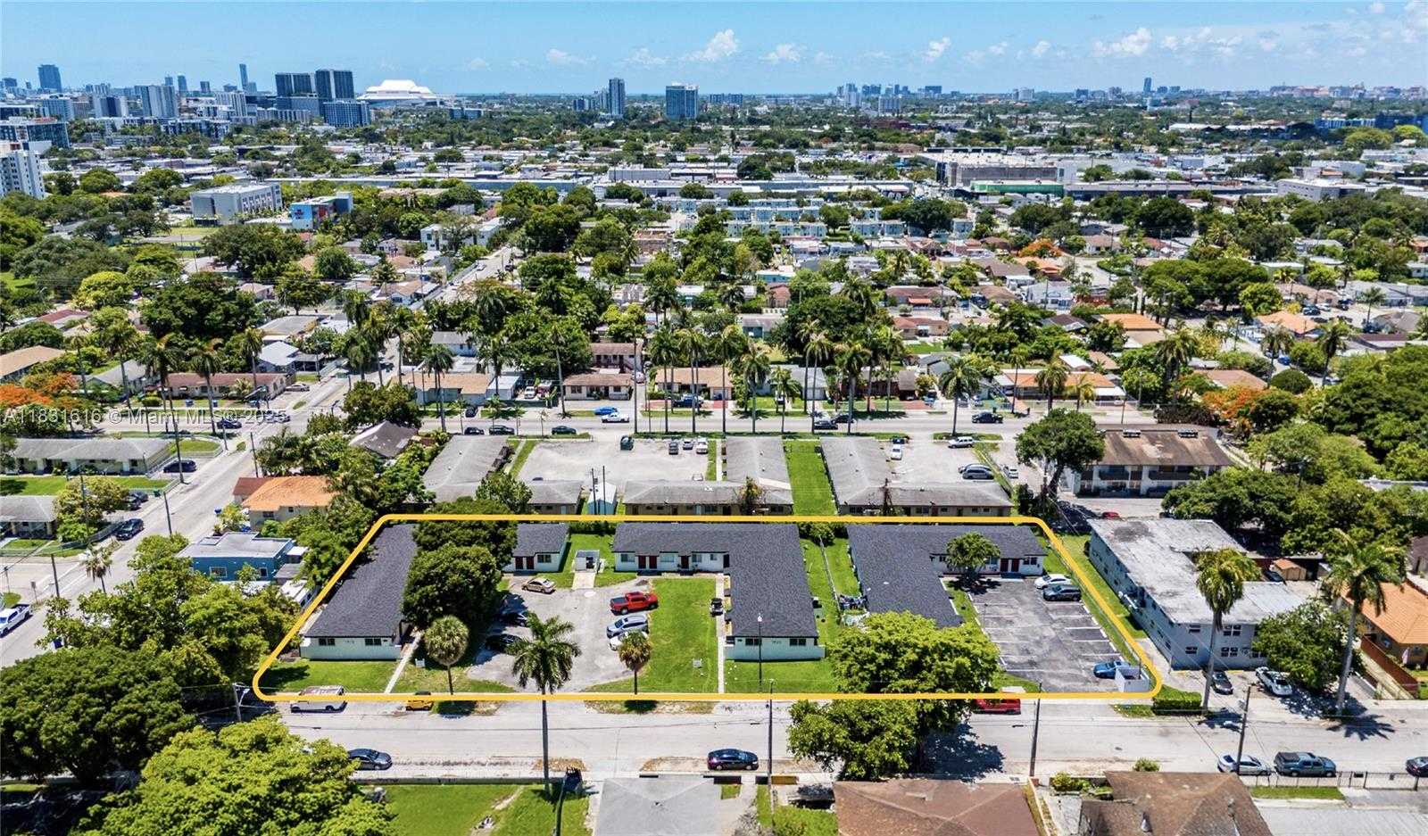 Small Image of 1930 NORTH WEST 29TH ST, Miami Number 3