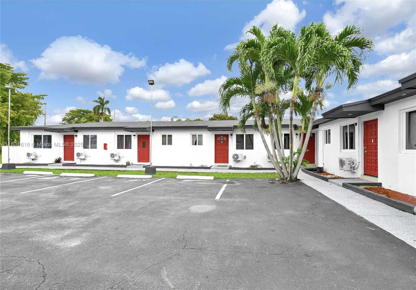 Small Image of 1930 NORTH WEST 29TH ST, Miami Number 4