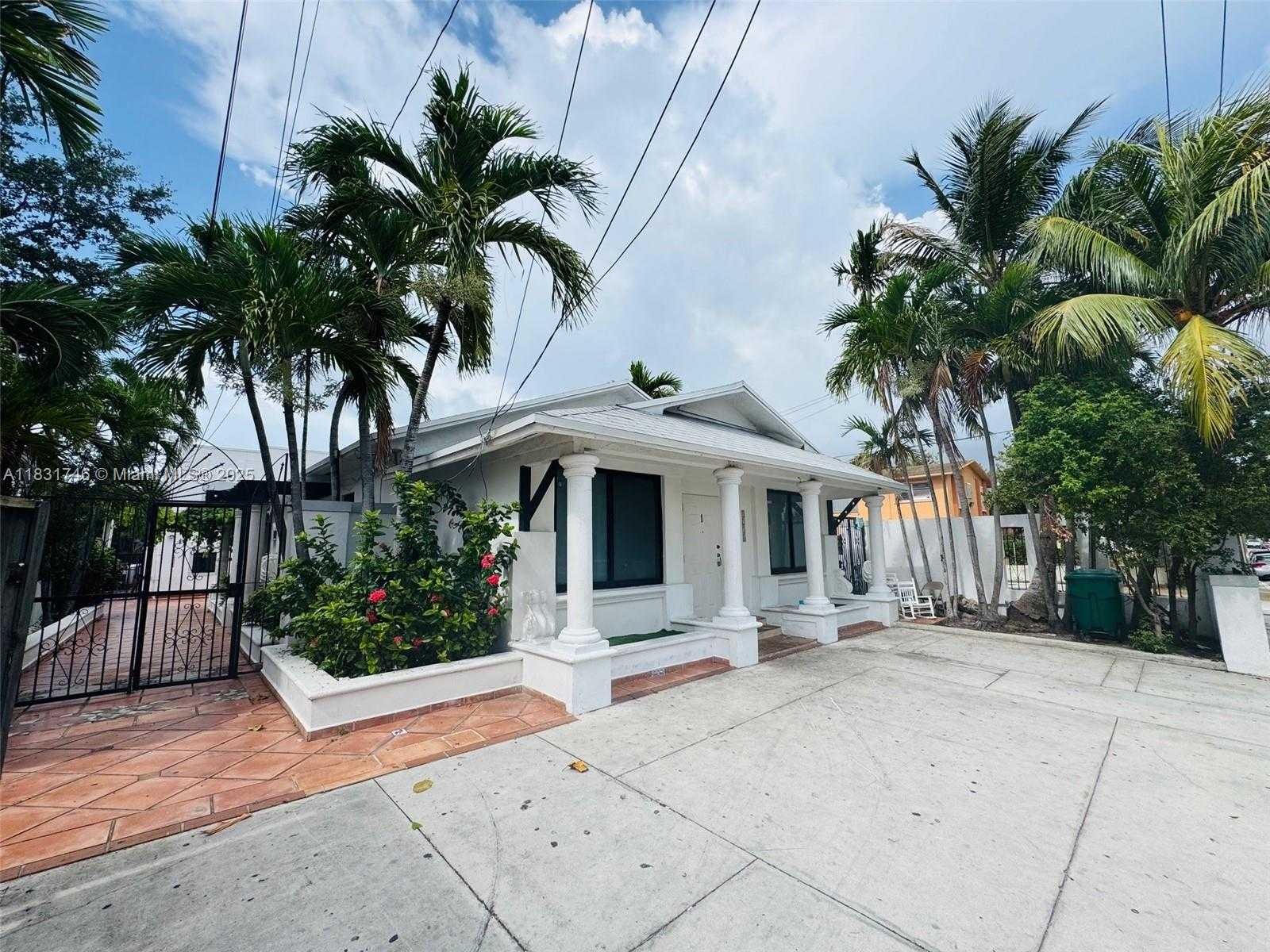 Small Image of 1236 SOUTH WEST 4TH ST, Miami Number 11