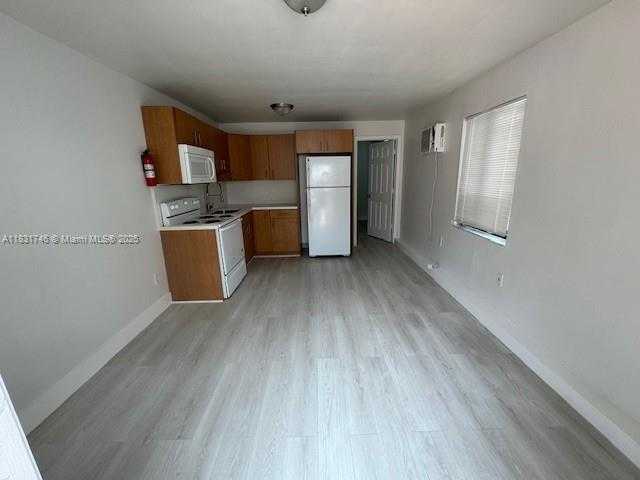 Small Image of 1236 SOUTH WEST 4TH ST, Miami Number 22