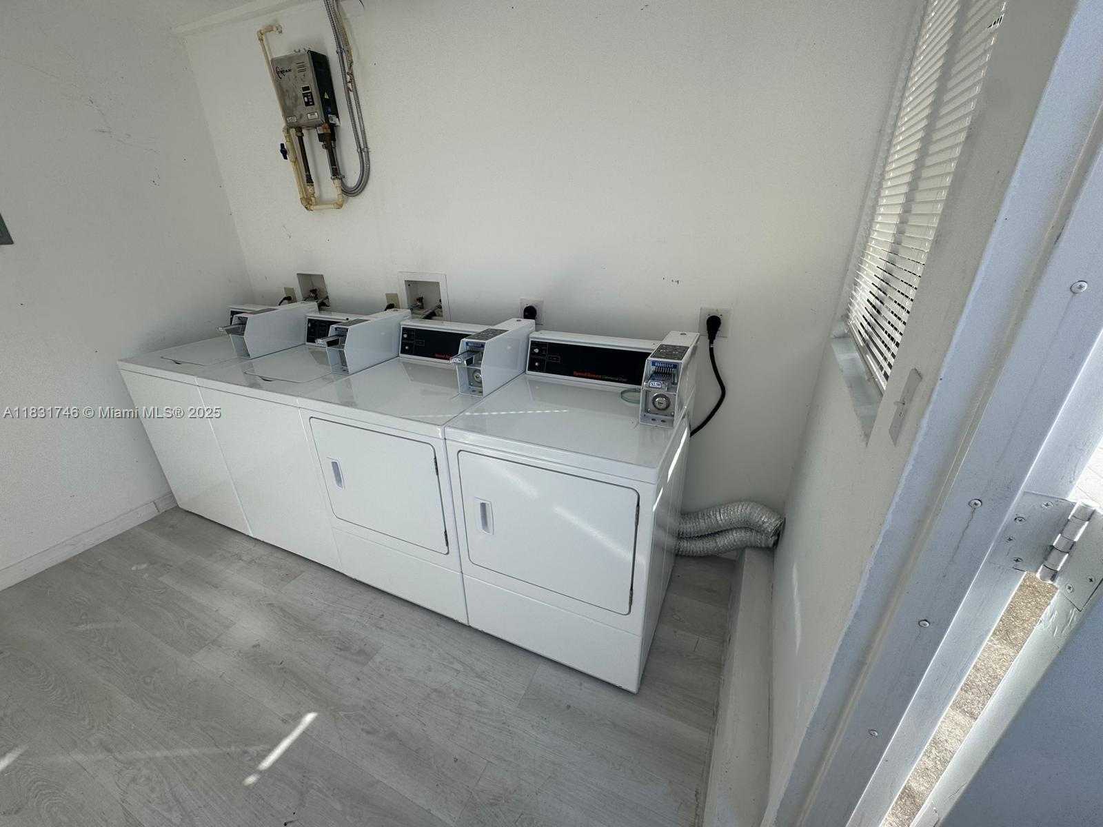 Small Image of 1236 SOUTH WEST 4TH ST, Miami Number 31