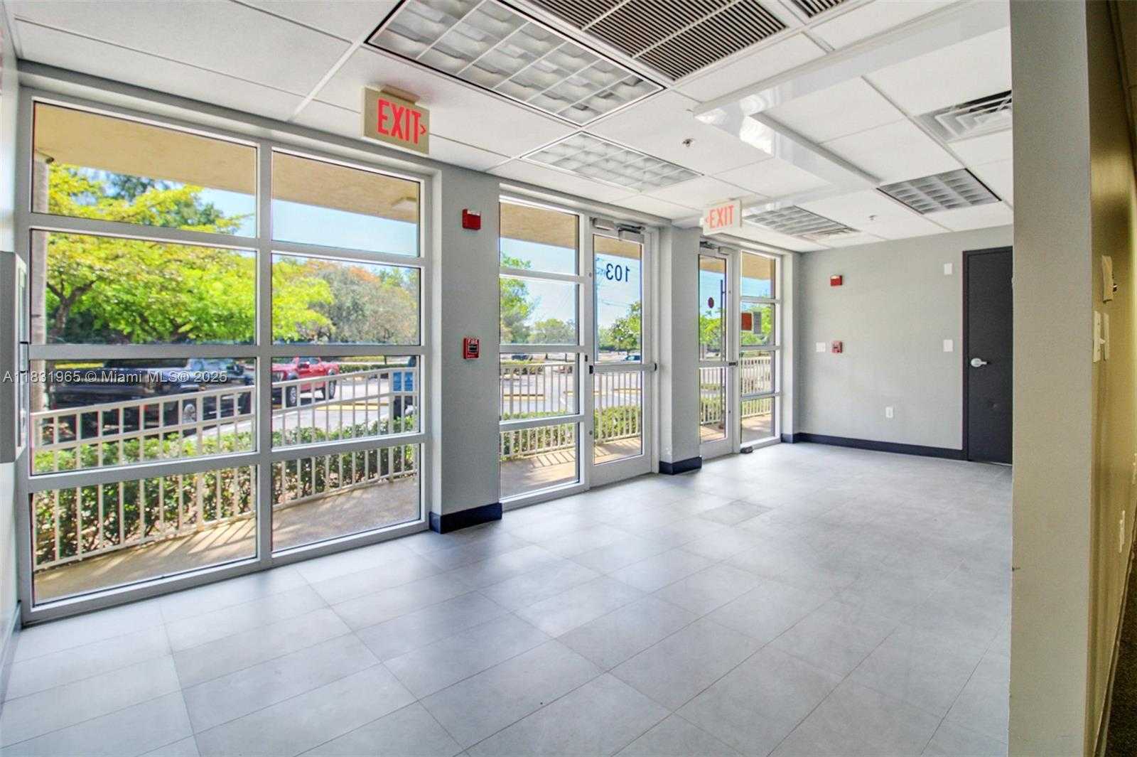 Small Image of 895 SOUTH WEST 30TH AVE, Pompano Beach Number 5