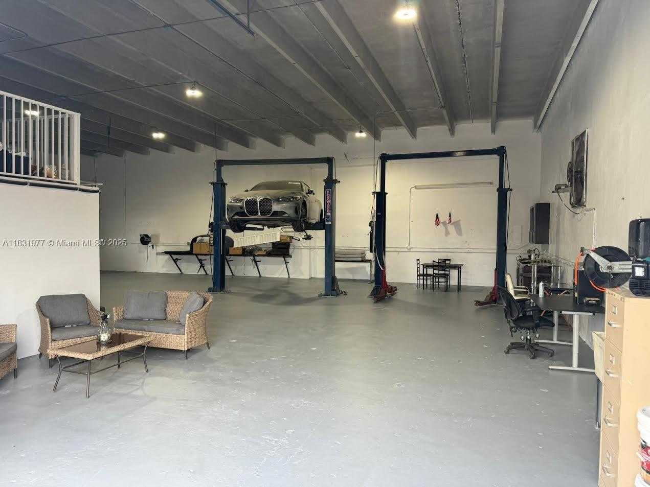 Small Image of 2313 SOUTH WEST 59TH AVE, West Park Number 14