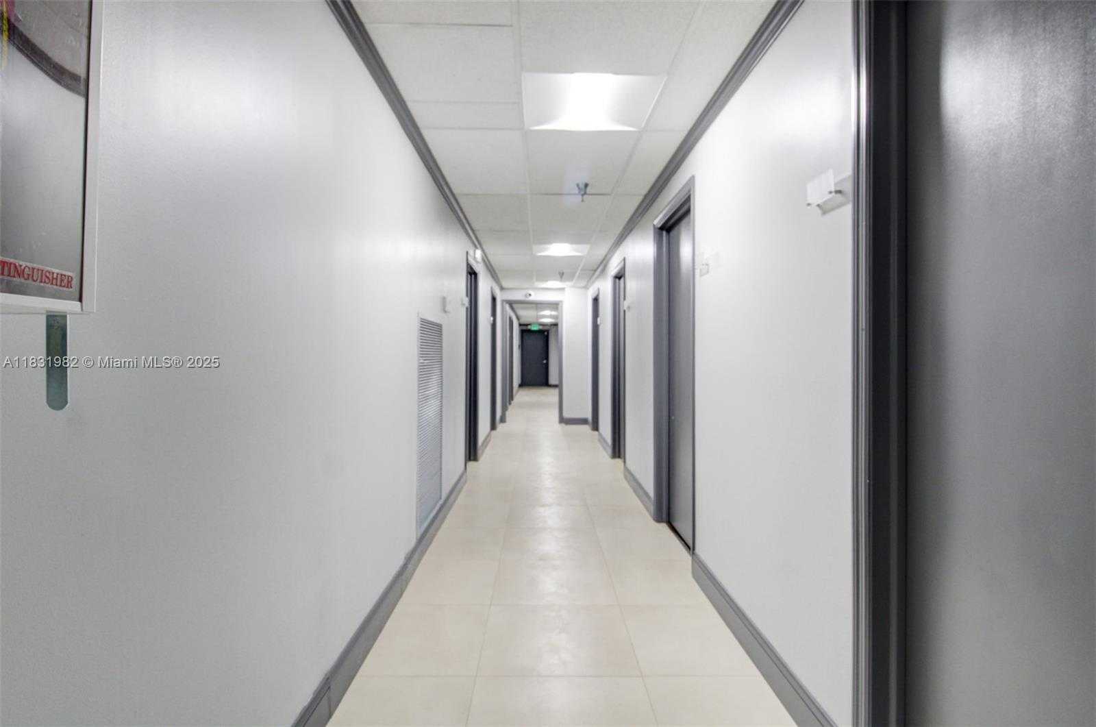 Small Image of 3001 SOUTH WEST 10TH ST, Pompano Beach Number 11