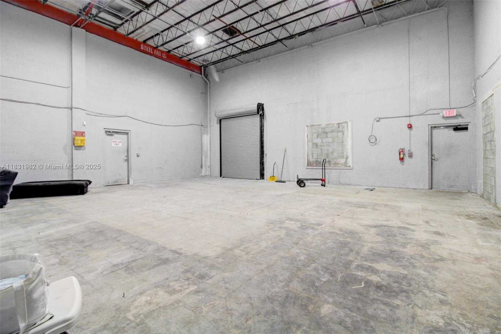 Small Image of 3001 SOUTH WEST 10TH ST, Pompano Beach Number 7