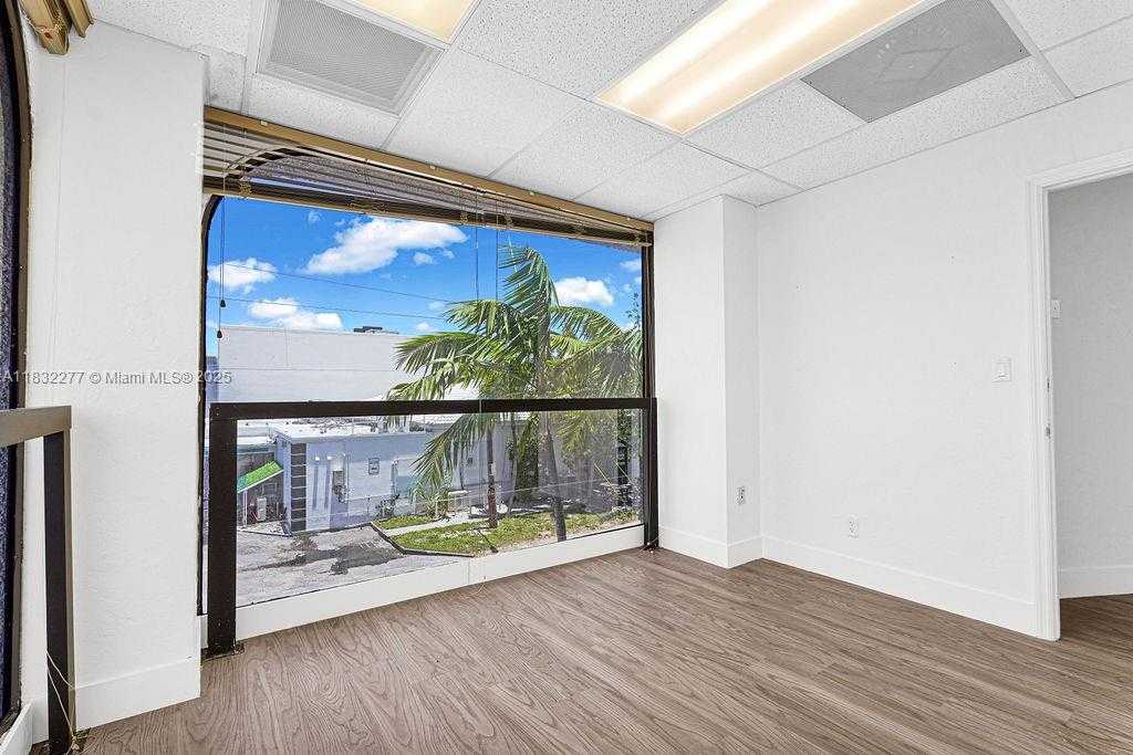 Small Image of 2691 EAST OAKLAND PARK BLVD #203D, Fort Lauderdale Number 14
