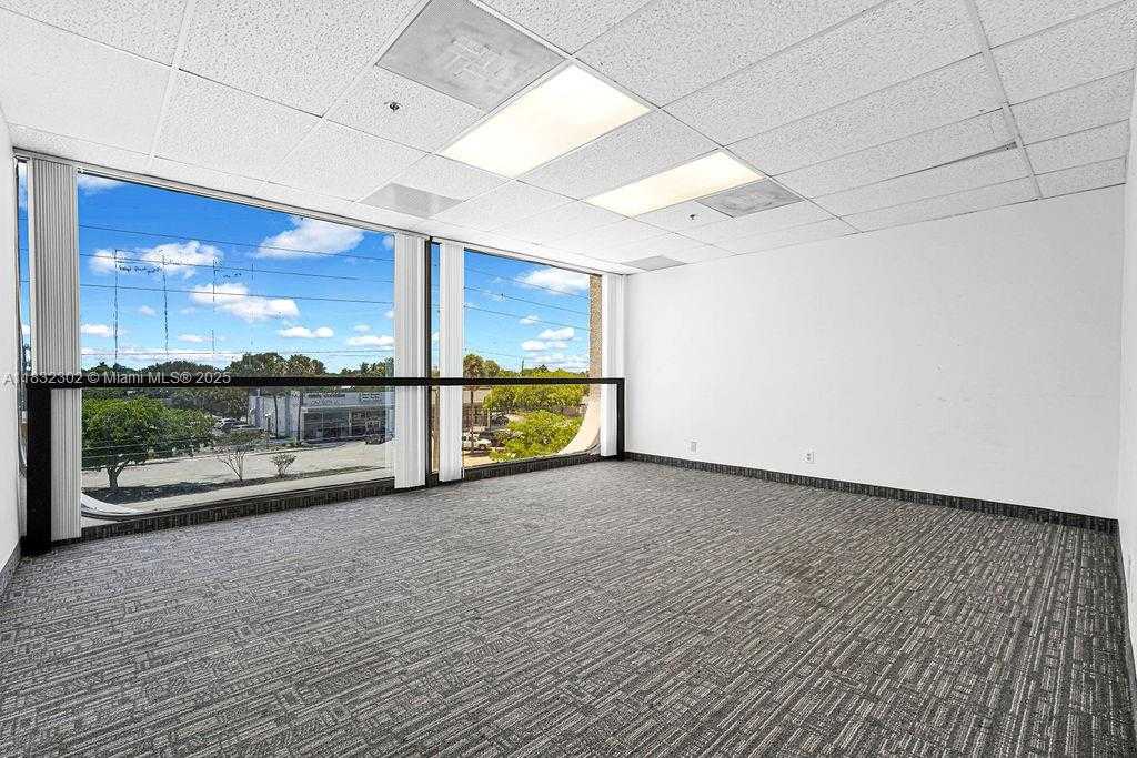 Small Image of 2691 EAST OAKLAND PARK BLVD #300, Fort Lauderdale Number 20