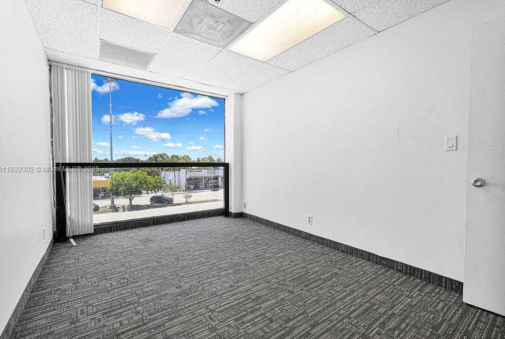 Small Image of 2691 EAST OAKLAND PARK BLVD #300, Fort Lauderdale Number 32