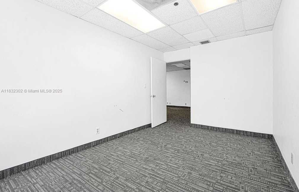 Small Image of 2691 EAST OAKLAND PARK BLVD #300, Fort Lauderdale Number 33