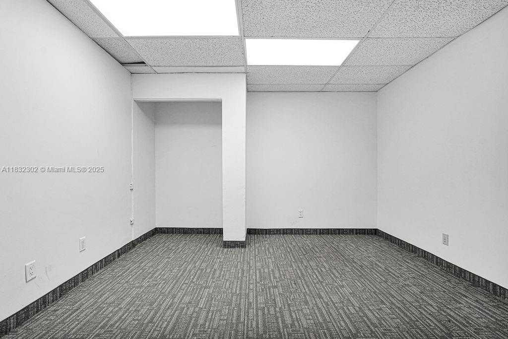 Small Image of 2691 EAST OAKLAND PARK BLVD #300, Fort Lauderdale Number 38