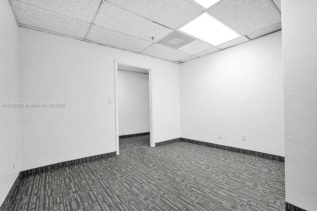Small Image of 2691 EAST OAKLAND PARK BLVD #300, Fort Lauderdale Number 39