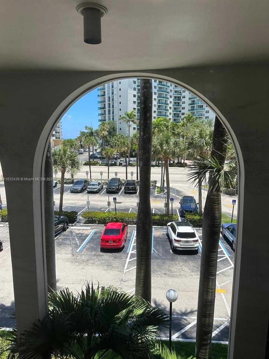 Small Image of 3800 SOUTH OCEAN DR #206, Hollywood Number 13