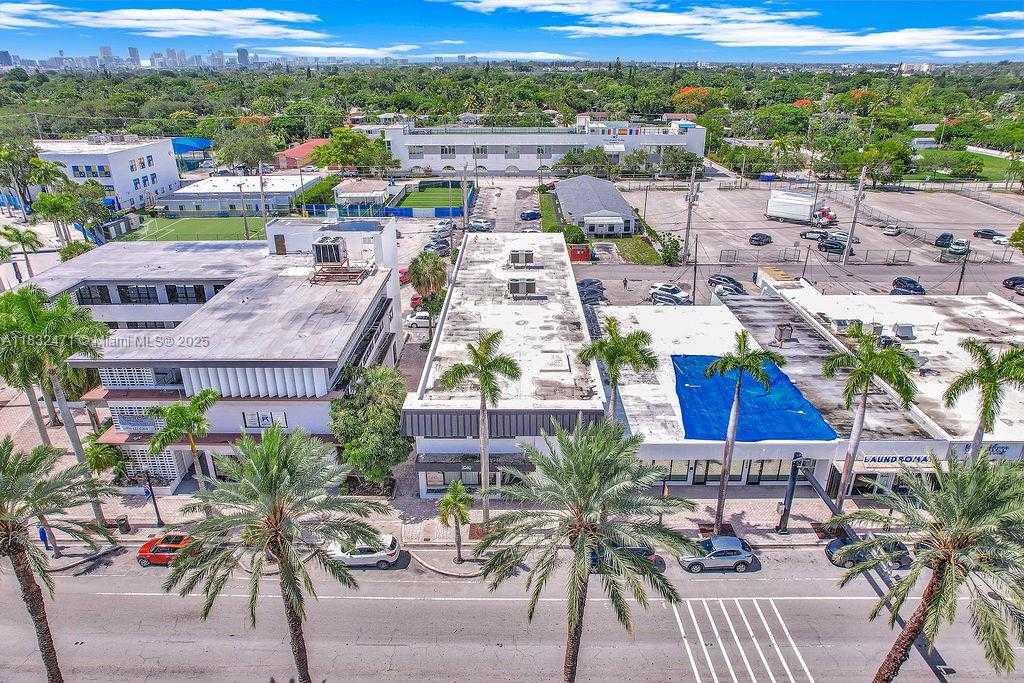 Small Image of 2640 HOLLYWOOD BLVD #120, Hollywood Number 13