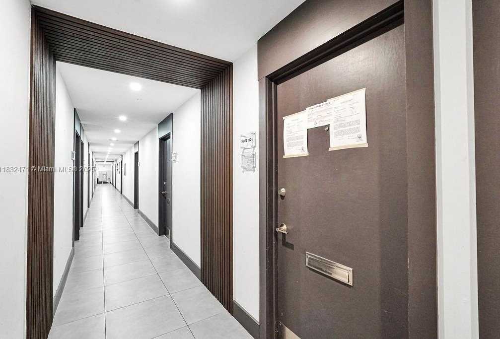 Small Image of 2640 HOLLYWOOD BLVD #120, Hollywood Number 28