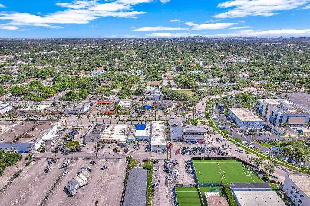 Small Image of 2640 HOLLYWOOD BLVD #120, Hollywood Number 3