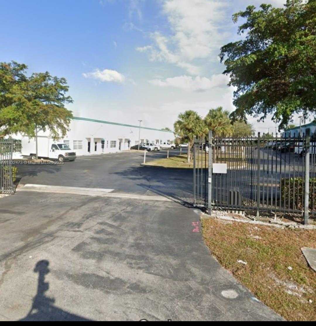 Small Image of 3560 SW WORK DR #B6, Fort Myers Number 11