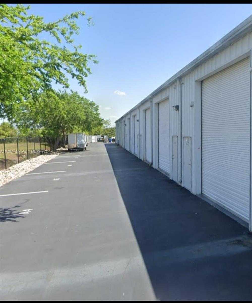 Small Image of 3560 SW WORK DR #B6, Fort Myers Number 8