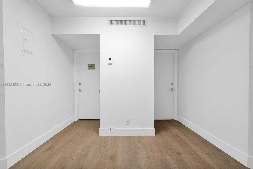 Small Image of 150 SOUTH EAST 12TH ST #101-4, Fort Lauderdale Number 14