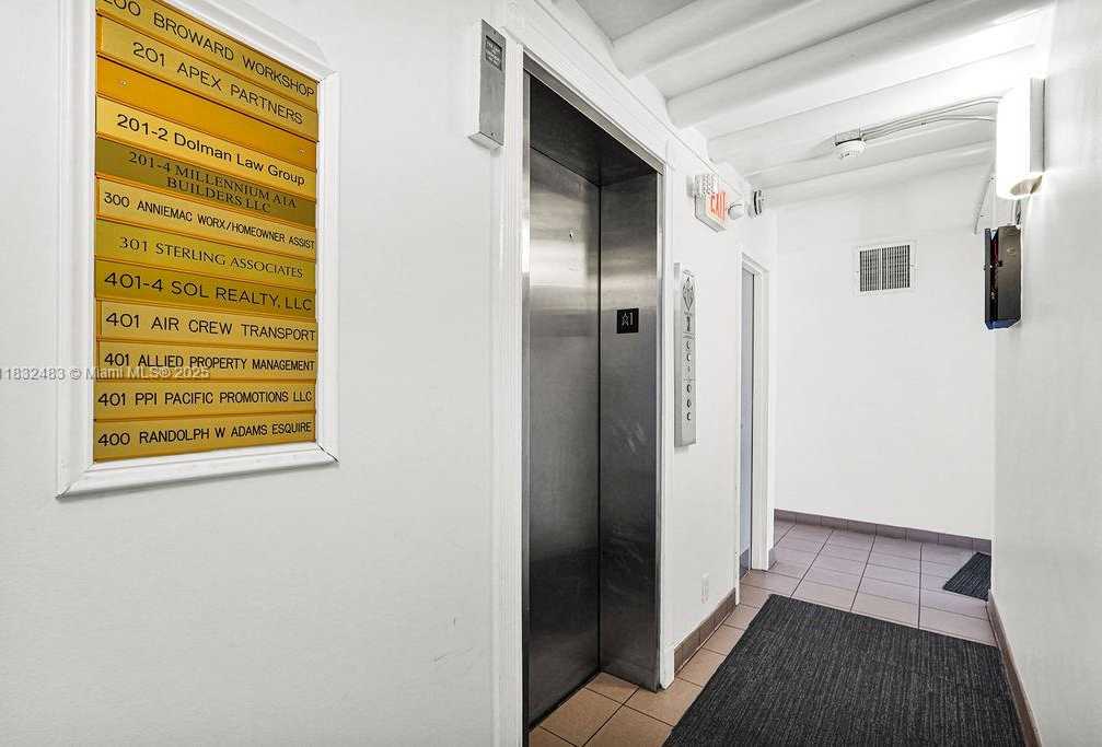 Small Image of 150 SOUTH EAST 12TH ST #101-4, Fort Lauderdale Number 20