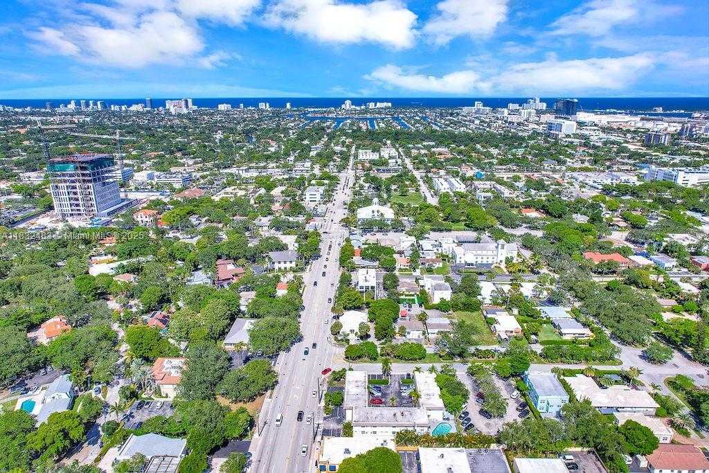 Small Image of 150 SOUTH EAST 12TH ST #101-4, Fort Lauderdale Number 3