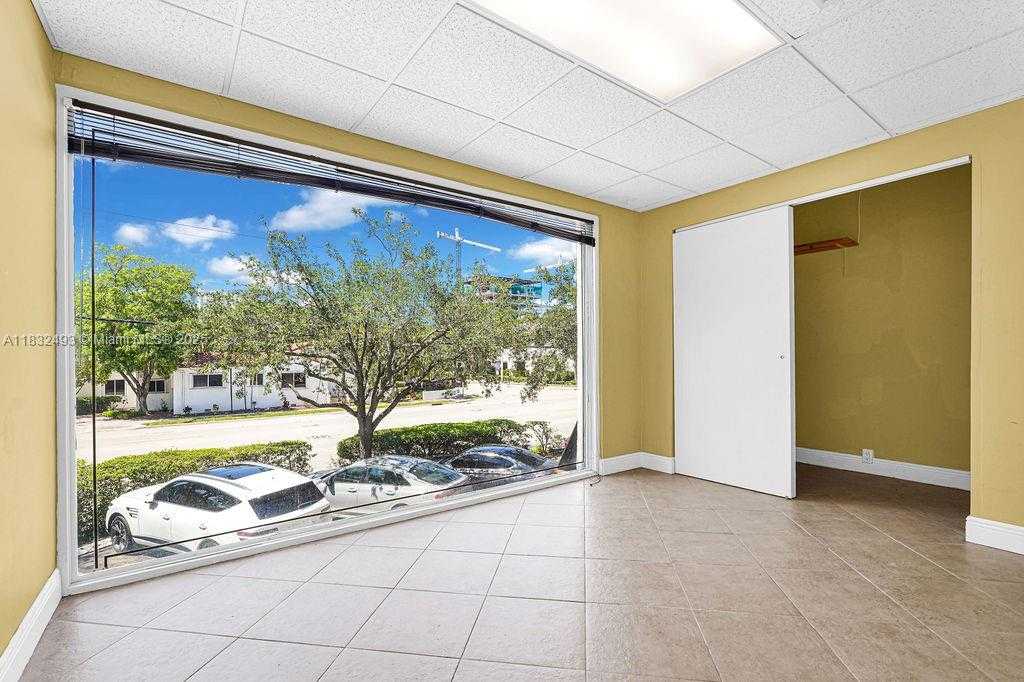 Small Image of 150 SOUTH EAST 12TH ST #201-3, Fort Lauderdale Number 4