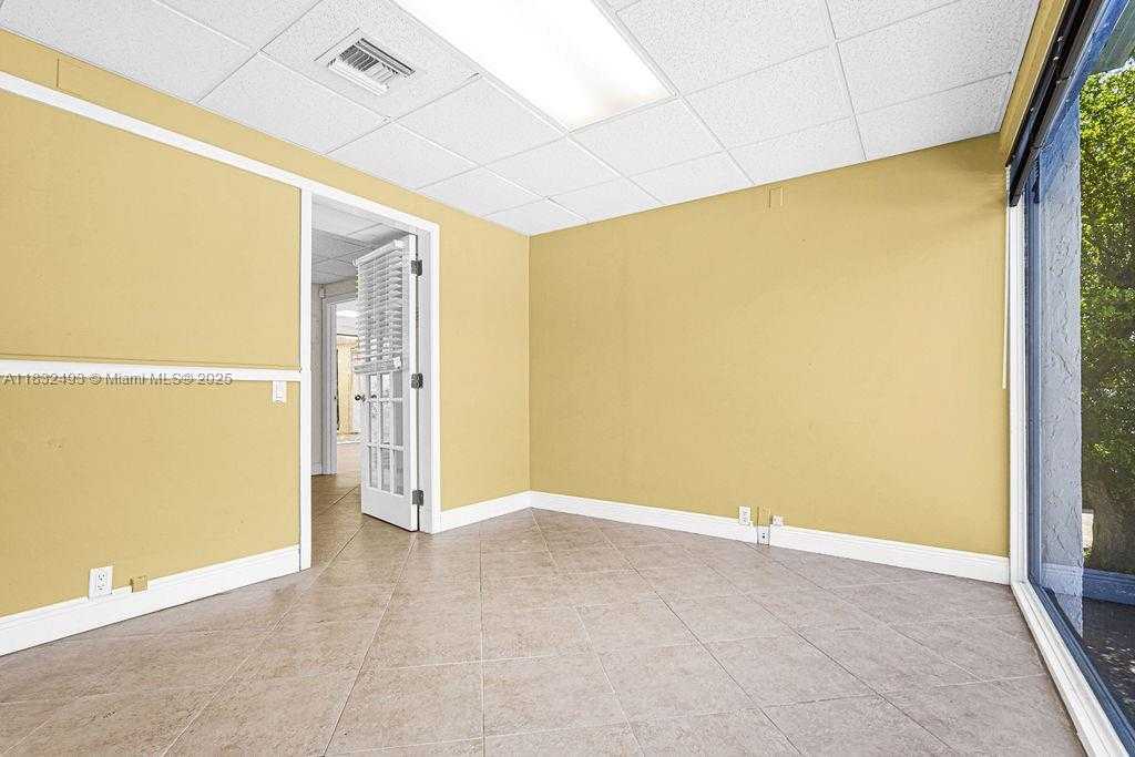 Small Image of 150 SOUTH EAST 12TH ST #201-3, Fort Lauderdale Number 7