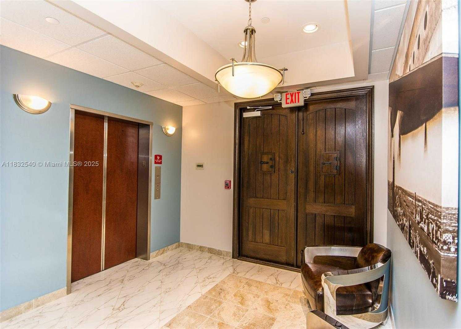 Small Image of 1555 BONAVENTURE BLVD #1012, Weston Number 2