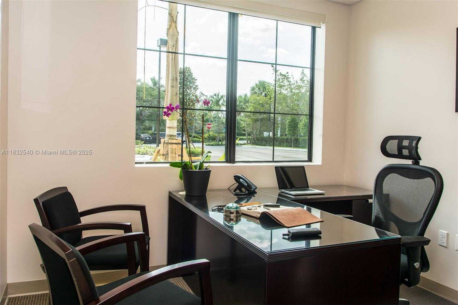 Small Image of 1555 BONAVENTURE BLVD #1012, Weston Number 5