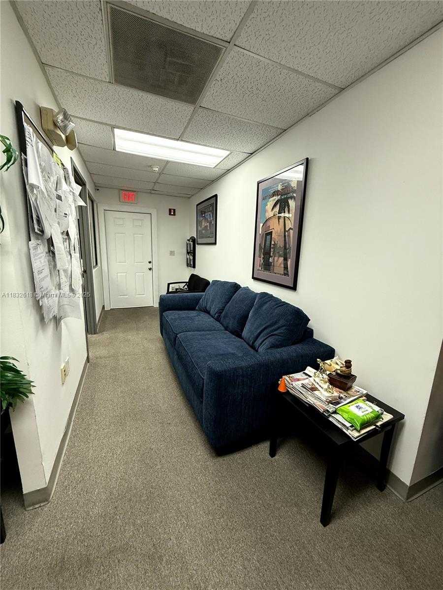 Small Image of 4770 BISCAYNE BLVD #560, Miami Number 4