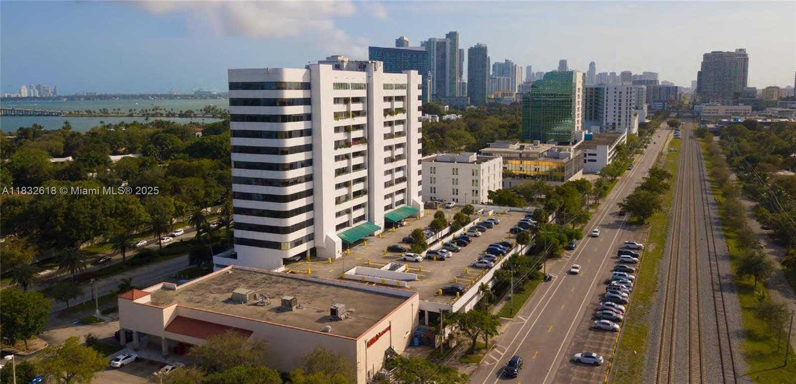 Small Image of 4770 BISCAYNE BLVD #560, Miami Number 9