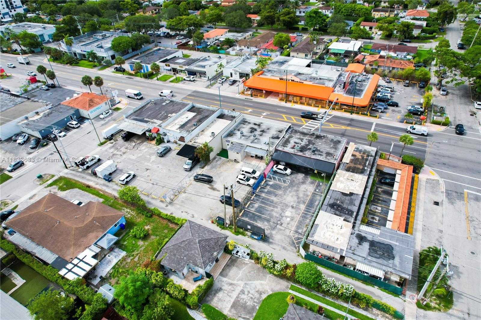 Small Image of 6471 SOUTH WEST 8TH ST, Miami Number 10