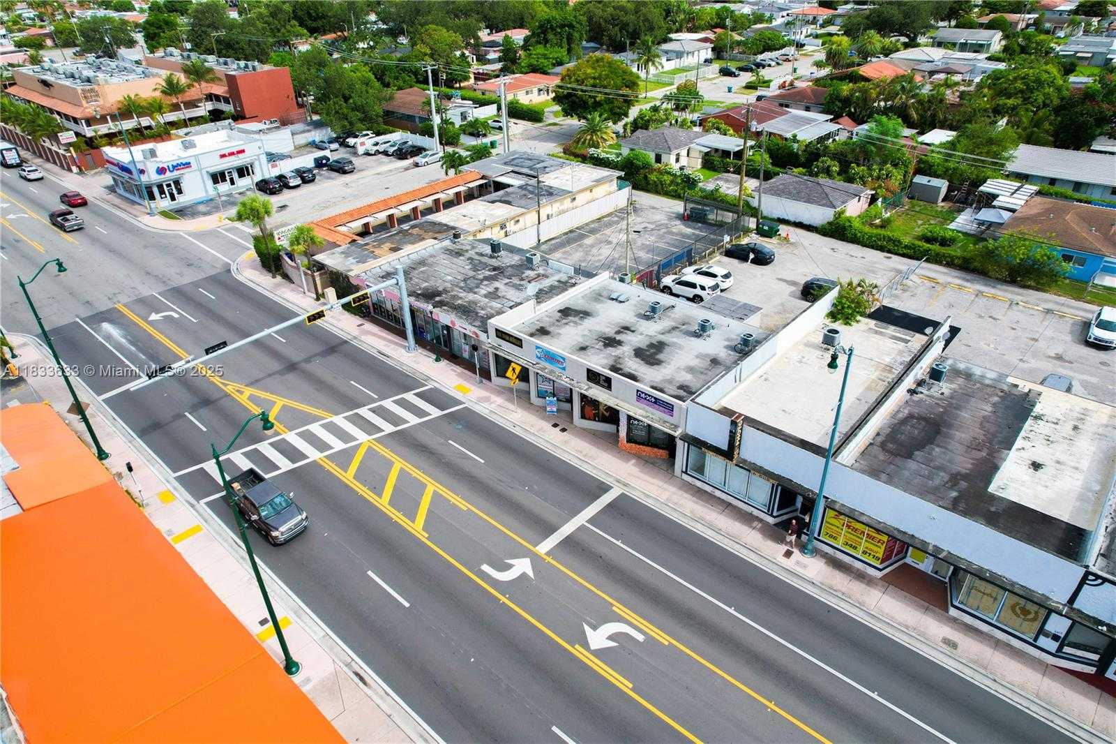 Small Image of 6471 SOUTH WEST 8TH ST, Miami Number 13