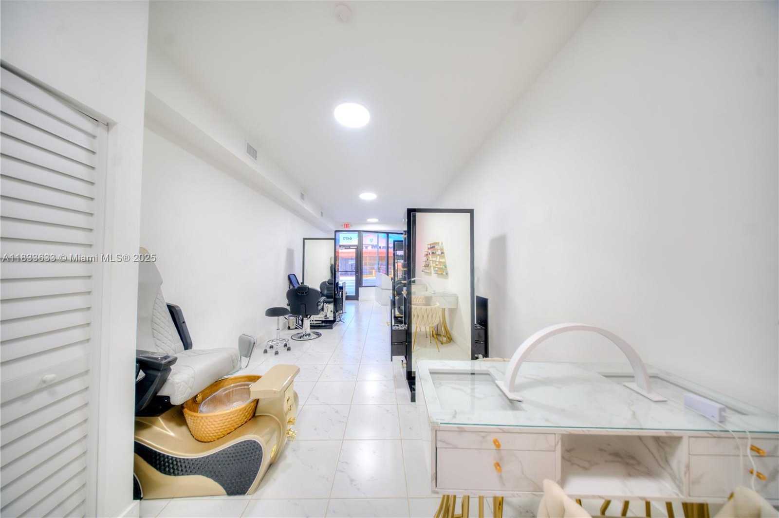 Small Image of 6471 SOUTH WEST 8TH ST, Miami Number 19