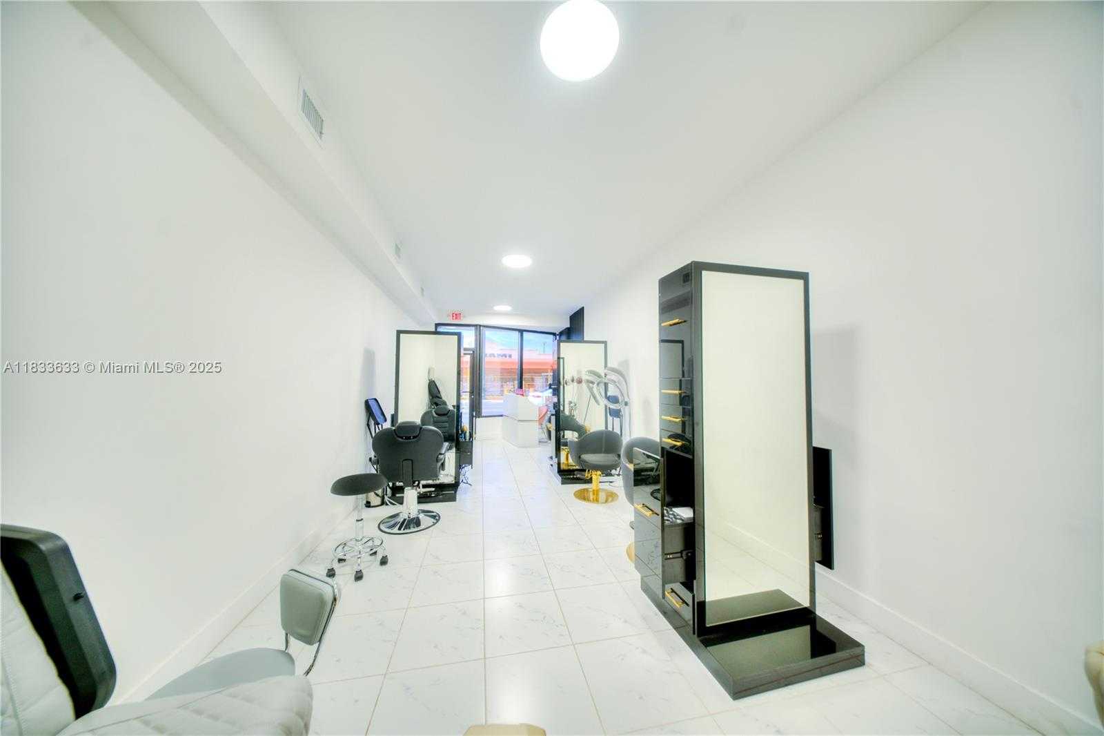 Small Image of 6471 SOUTH WEST 8TH ST, Miami Number 20