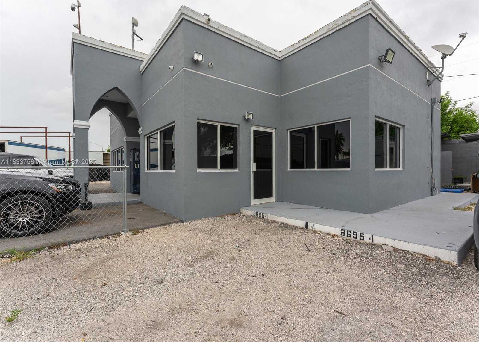 Small Image of 2695 NORTH WEST 141ST ST, Opa-Locka Number 10