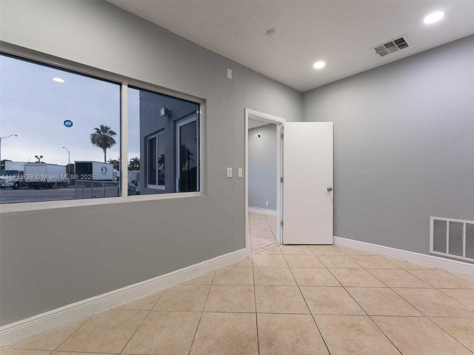 Small Image of 2695 NORTH WEST 141ST ST, Opa-Locka Number 16